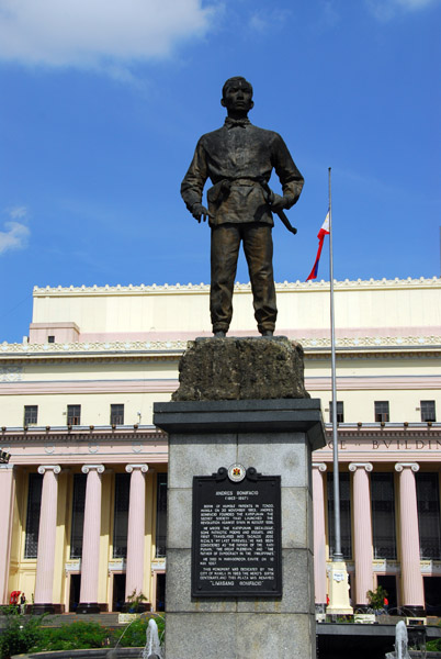 Andres Bonifacio Monument Manila Photo Brian Mcmorrow Photos At