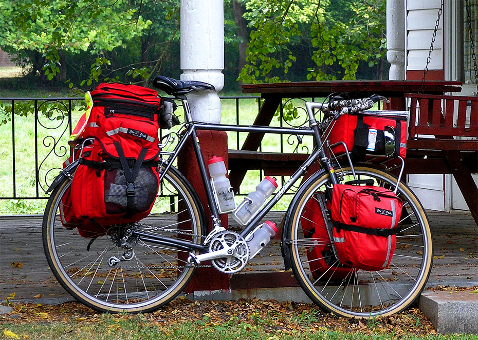 giant expedition touring bike