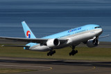 KOREAN AIR BOEING 777 200 SYD RF IMG_8880.jpg