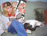 KELLY READS A BEDTIME STORY TO LOU AND ALICE