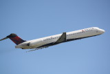 McDonnell Douglas MD-88 (N975DL)