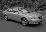 2006 HYUNDAI SONATA GLS - IN-CAMERA HDR SETTING (6 INDIVIDUAL B&W SHOTS COMBINED)