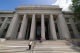 MIT, Main Enterance, 77 Mass. Ave.