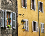 Friendly street lamps....