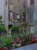 Flowered secret courtyard