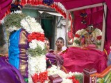 thamar uganda parthasarathi in nAcchiyar thirukOlam - Kids vahanam3 (Large).JPG