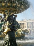 DETAIL DE LA FONTAINE DES MERS - LA PLACE DE LA CONCORDE