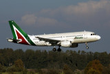 ALITALIA AIRBUS A319 FCO RF 5K5A0719.jpg