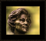 419_=_Dronning_Sonja_på_tur_av_Kirsten_Kokkin.jpg