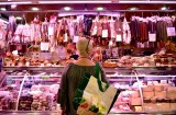 Decision Time in La Boqueria Barcelona 458