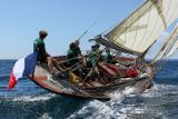 17 Douarnenez 2006 - Jeudi 27 juillet - Pen Duick 1er voilier mythique d'Eric Tabarly