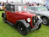 VINTAGE CAR