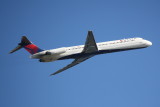 McDonnell Douglas MD-88 (N919DE)