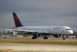 Boeing 757-200 (N678DL)
