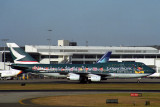 CATHAY PACIFIC BOEING 747 400 SYD RF 1689 9.jpg