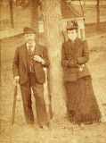 Uncle John and Aunt Ef Sumner.jpg