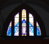 Hilversum, voorm vrijz prot kerk raam 3, 2008.jpg