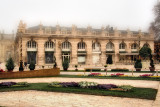 Nancy welcomes us veiled by mist...