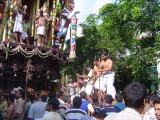 20-Parthasarathy Utsavam.Day 07.Ther.Sri Vaishnavas giving thrust from back of the ther.JPG