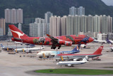QANTAS BOEING 747 400 HKG RF 1260 33 05JUL 98.jpg