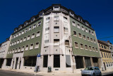 Prédio na Rua do Vale do Pereiro, nº 2 - 2C (Arqt. Pardal Monteiro)