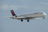 McDonnell Douglas MD-90 (N922DX)