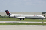 McDonnell Douglas MD-88 (N976DL)