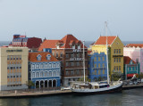This really reminded us of Nyhaven Canal in Copenhagen