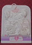A VERY SPECIAL OUTFIT FOR DALIA'S CHRISTMAS DOLL - ISO 200