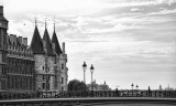 ParisLouveNDame-119blk.jpg