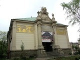 here's the Palace of Art...