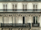 Façade parisienne ordinaire