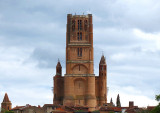 Face à la cathédrale