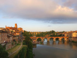 la cathédrale Sainte-Cécile et le vieux pont