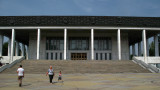 Facing the Opera & Ballet Theatre