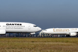 QANTAS EMIRATES AIRCRAFT SYD RF IMG_7956 .jpg