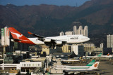 QANTAS BOEING 747 400 HKG RF 2.jpg