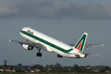 ALITALIA AIRBUS A321 AMS RF IMG_6785.jpg