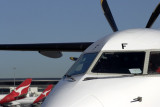 QANTAS LINK DASH 8 SYD RF IMG_0068.jpg