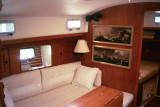 salon, port facing forward