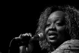 Sharrie Williams & the Wiseguys 6486.JPG