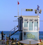 beach life guard house.JPG