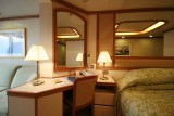 D218 (Dolphin Deck mini-suite)