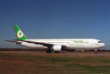 EVA AIR BOEING 767 300 BNE RF 793 17.jpg