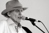 DSC06747 - Man of a Thousand Songs