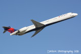McDonnell Douglas MD-90 (N965DN)