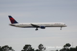 Boeing 757-300 (N593NW)