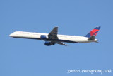 Boeing 757-300 (N585NW)