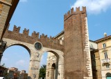 425 101 Verona Piazza Bra.jpg