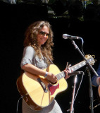 Sarah Lee Guthrie